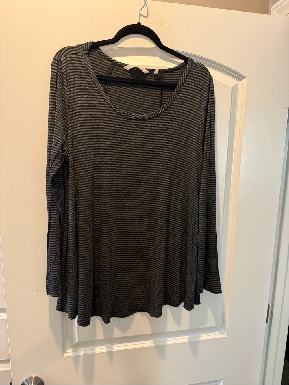 Soft Surroundings Black & Gray Striped Long Sleeve Scoop Neck Top